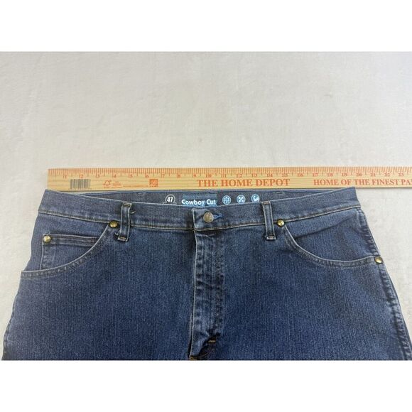 Wrangler Jeans Mens 47x30 Blue Cowboy Cut Regular Fit Premium Performance Denim - Picture 12 of 12